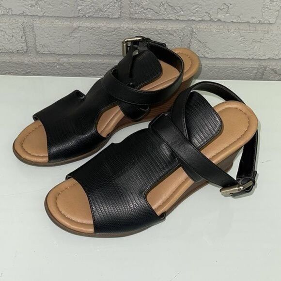 Dr Scholl’s Celine Black Wedge Sandals Womens Size 9.5 Buckle Heels - Picture 1 of 5